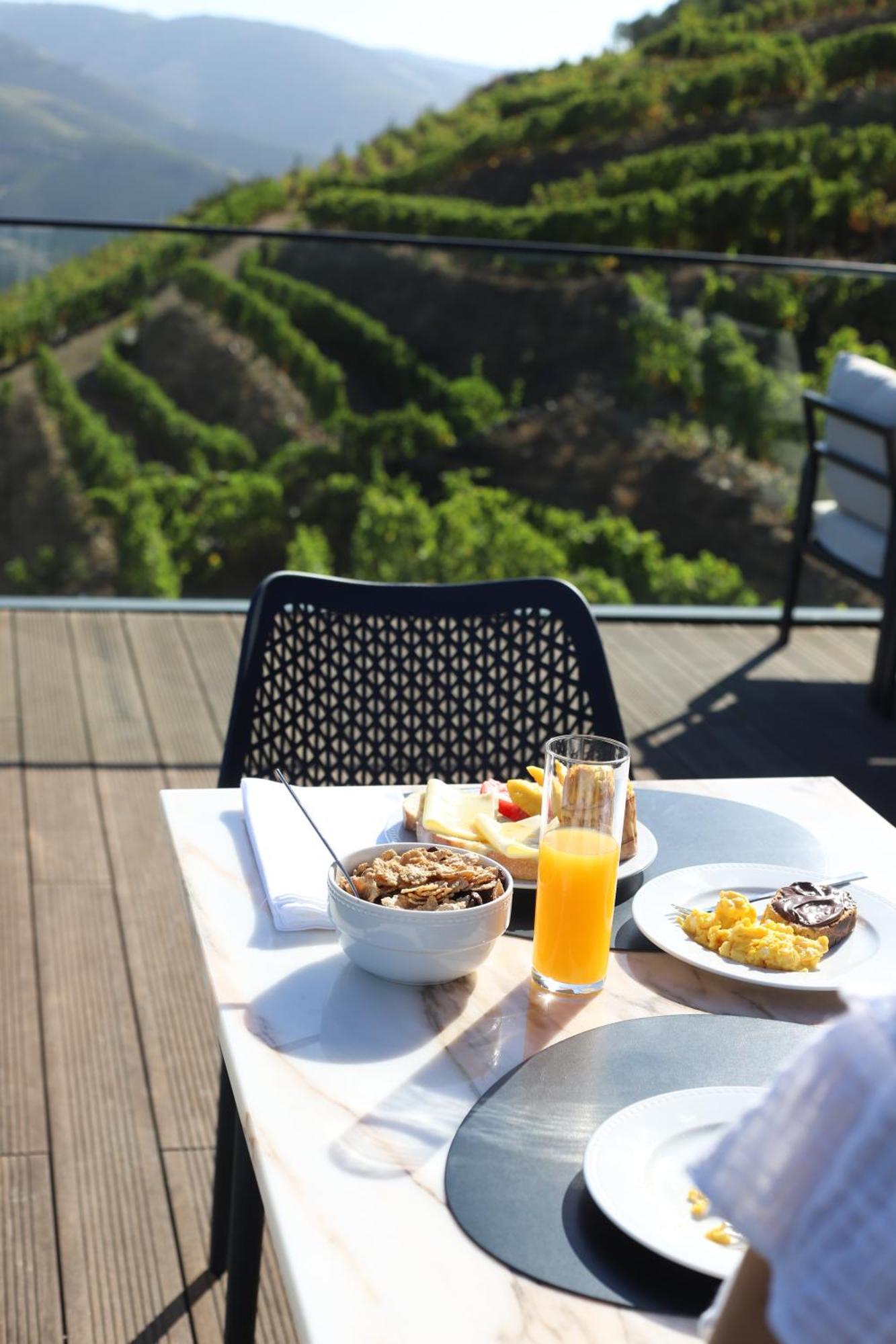 Quinta Vale De Lobos Bed & Breakfast Folgosa (Armamar)